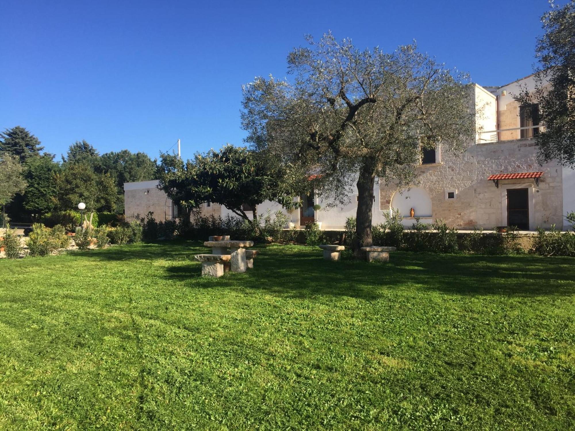 La Dimora Gigante Bed & Breakfast Castellana Grotte Exterior photo