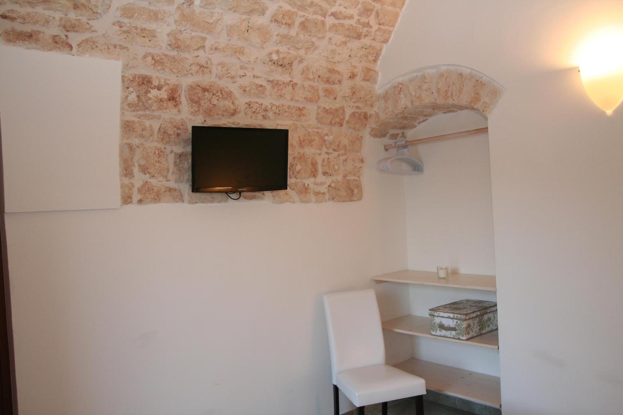 La Dimora Gigante Bed & Breakfast Castellana Grotte Room photo