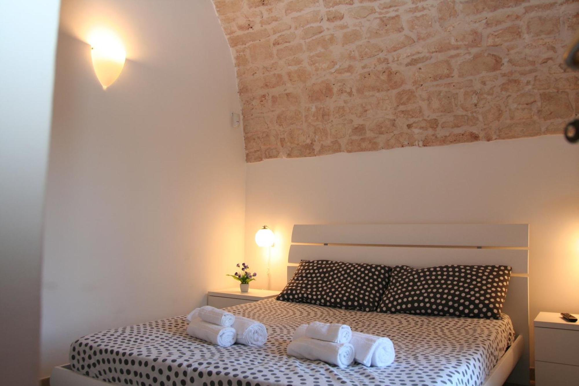La Dimora Gigante Bed & Breakfast Castellana Grotte Room photo